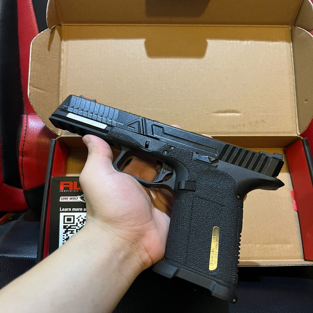 RWA Agency Arms EXA Glock 17 GBB Airsoft – Fully Licensed Gas Blowback Pistol 6mm - Gambar 11