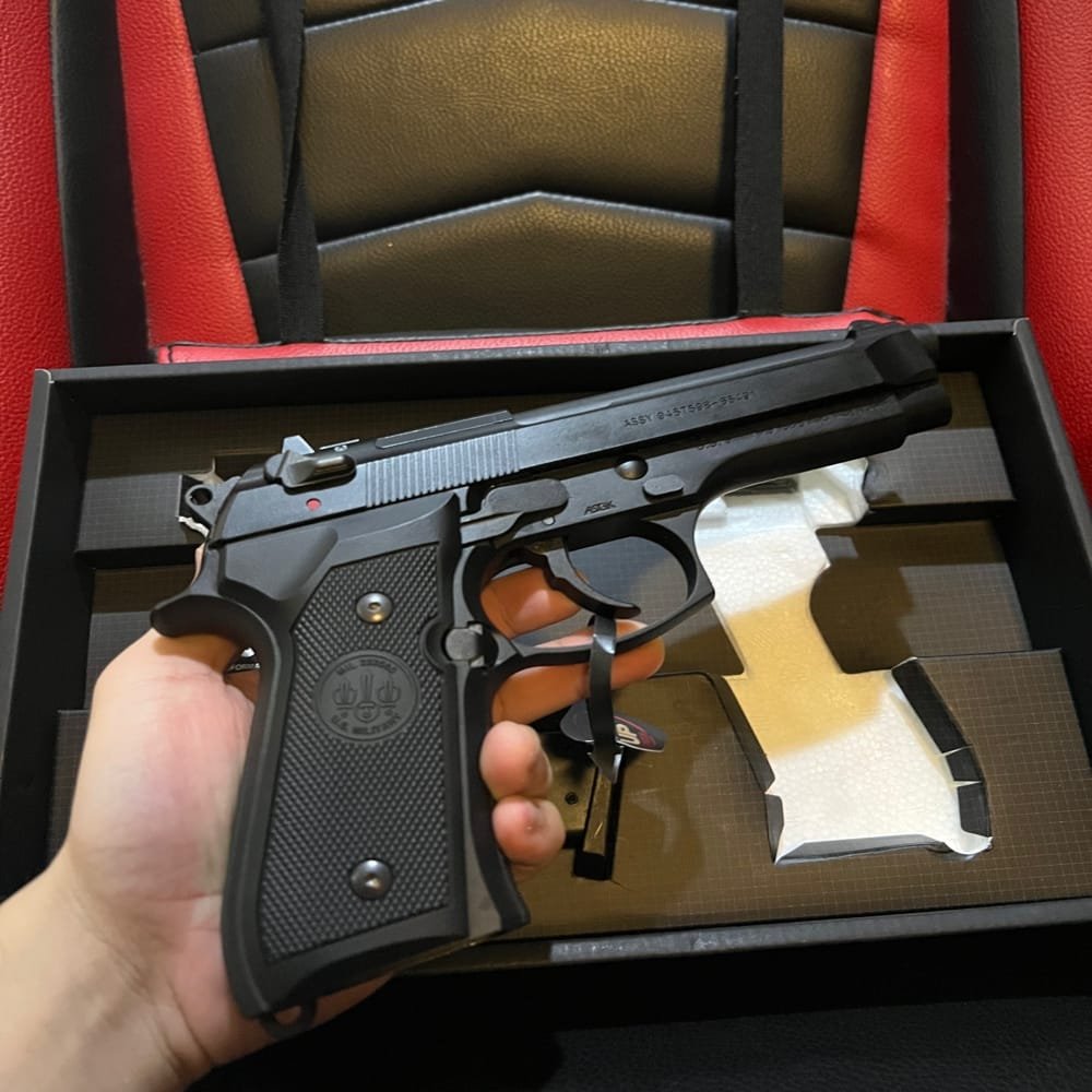 Tokyo Marui U.S M9 GBB Airsoft – Gas Blowback Pistol 6mm Semi Auto - Gambar 2