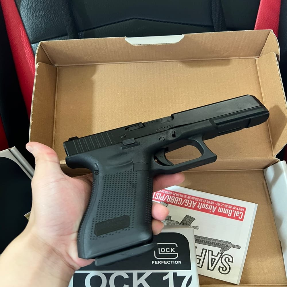 Umarex / VFC Glock G17 Gen 5 GBB Airsoft – Licensed Gas Blowback Pistol 6mm - Gambar 8