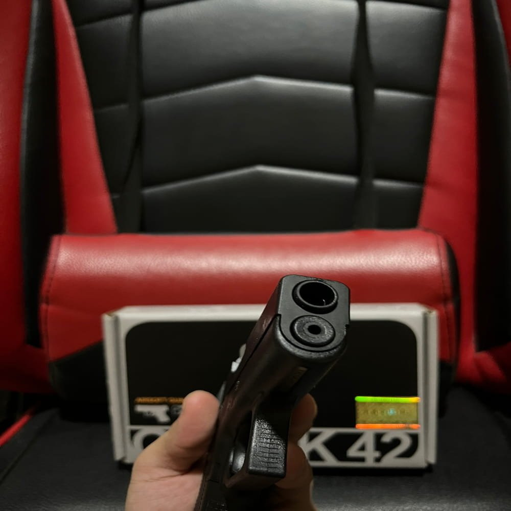 Umarex / VFC Glock G42 GBB Airsoft – Licensed Compact Gas Blowback Pistol 6mm - Gambar 10