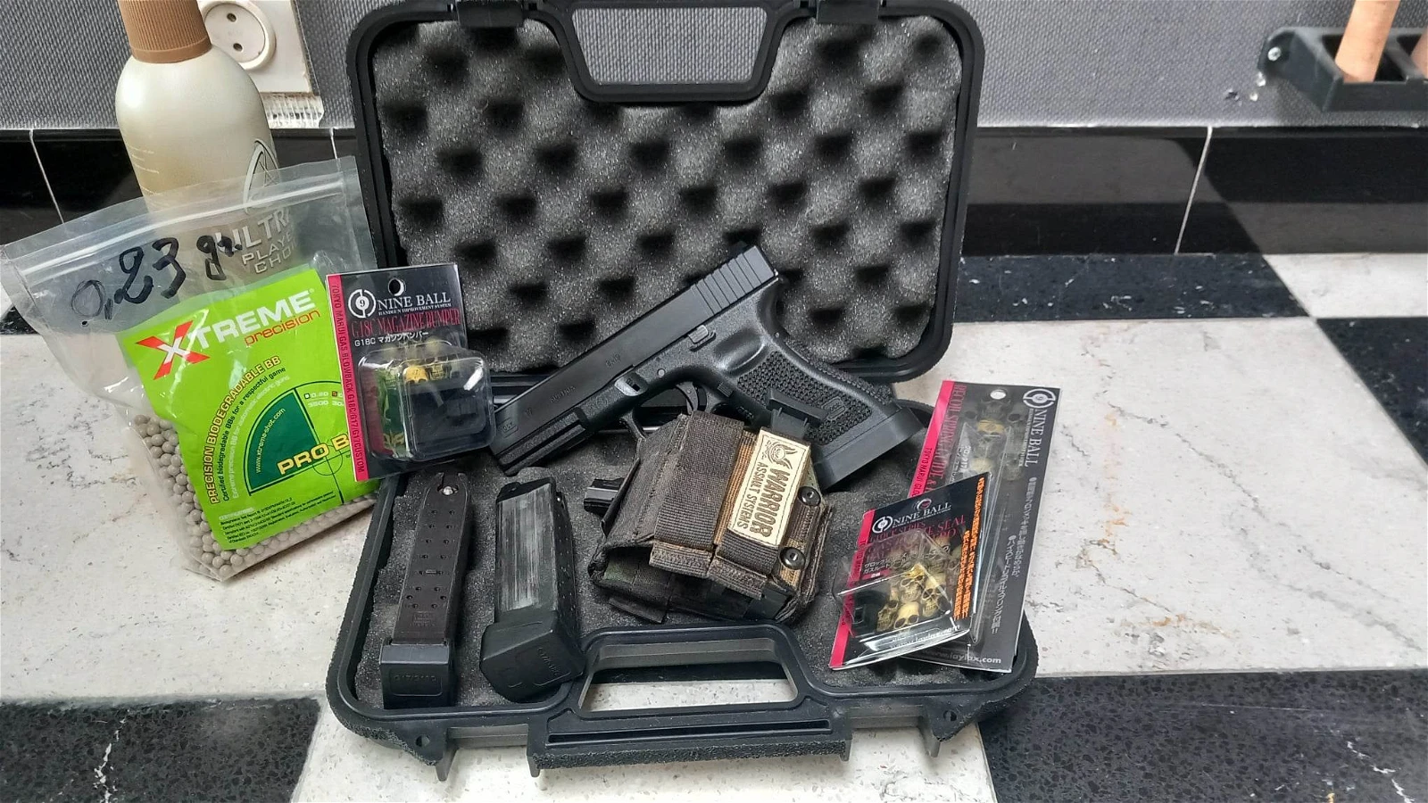 Tokyo Marui Glock 17 - Pistol Airsoft - Gambar 6