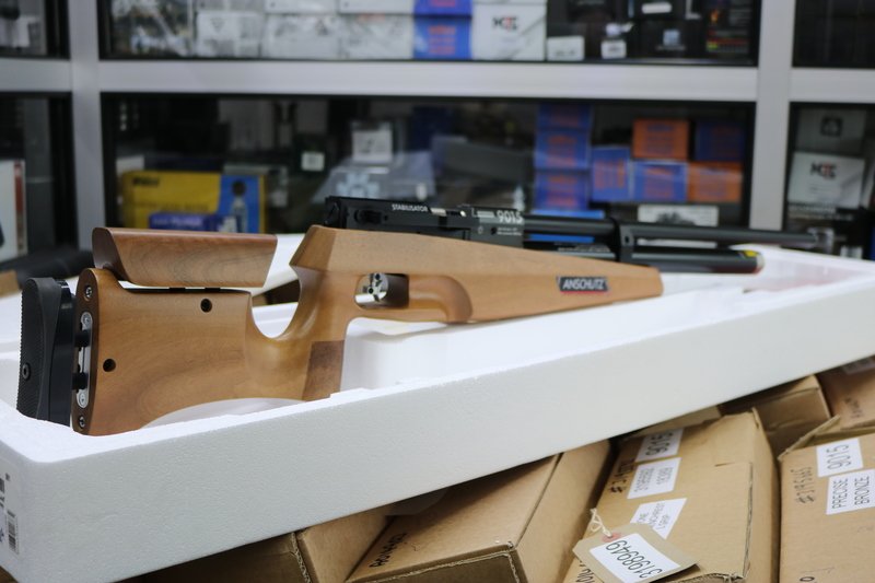 Anschütz 9015 Black Edition Walnut .177 Air Rifle India