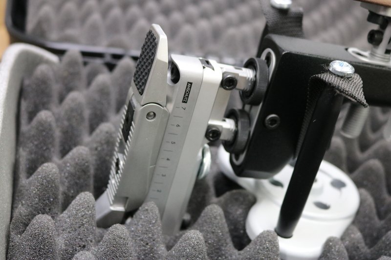 Anschütz 9015 In Stock Black/Walnut Grip M .177 Air Rifle India | PCP Specs - Gambar 3