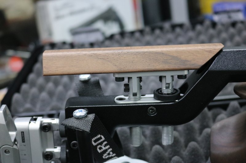 Anschütz 9015 In Stock Black/Walnut Grip M .177 Air Rifle India | PCP Specs - Gambar 4