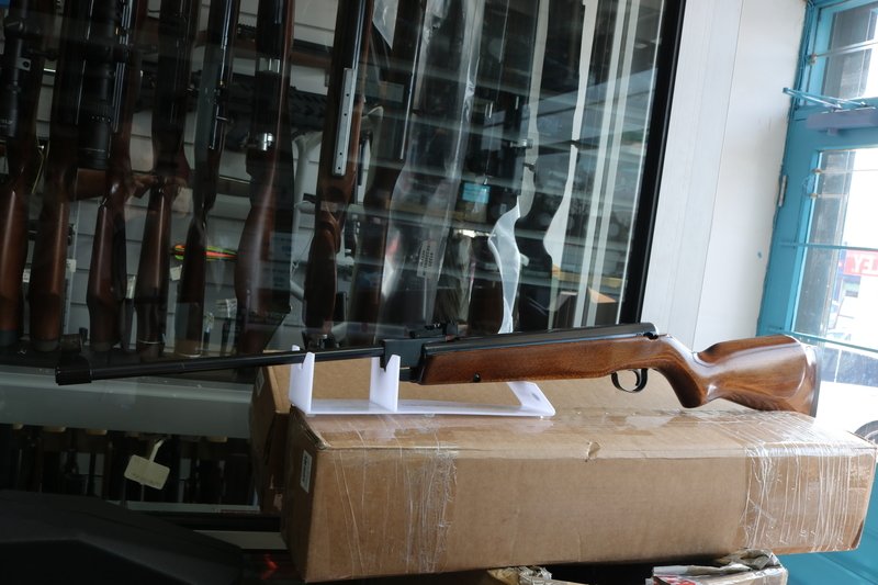 Senapan Angin Webley & Scott Vulcan .177
