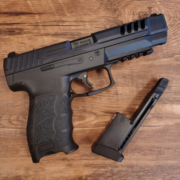 HK VP9 Electric Pistol Gel Blaster - Gambar 7