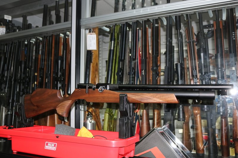 Senapan Angin FX Airguns Dreamline Classic .22 PCP