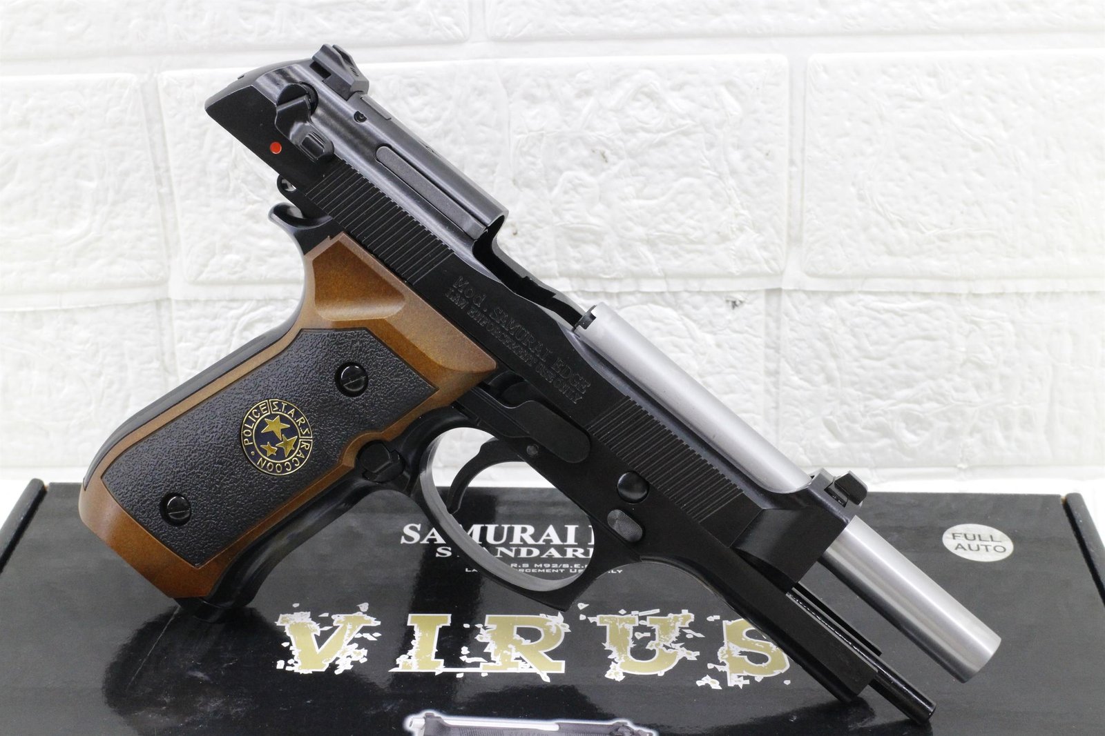 WE Beretta 92FS M9 Resident Evil Pistol GBB Airsoft - Gambar 2