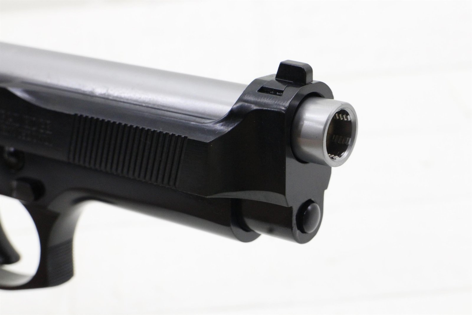 WE Beretta 92FS M9 Resident Evil Pistol GBB Airsoft - Gambar 3
