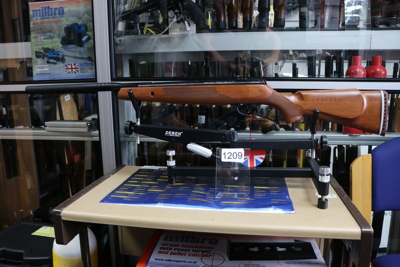 Webley & Scott VMX Wood OS .177 Air Rifle