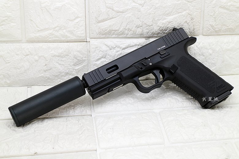 KWC Glock 17 G17 Pistol GBB CO2 Airsoft - Gambar 3