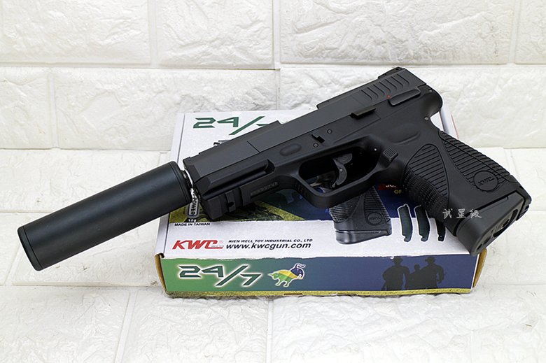 KWC Taurus PT24/7 GBB CO2 Airsoft Assassin Edition dengan Silencer
