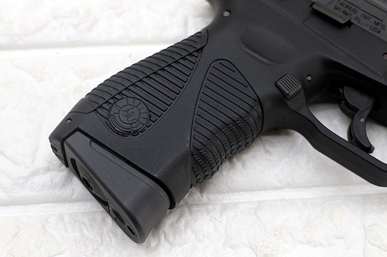 KWC Taurus PT24/7 Compact CCW Pistol GBB CO2 Airsoft - Gambar 9