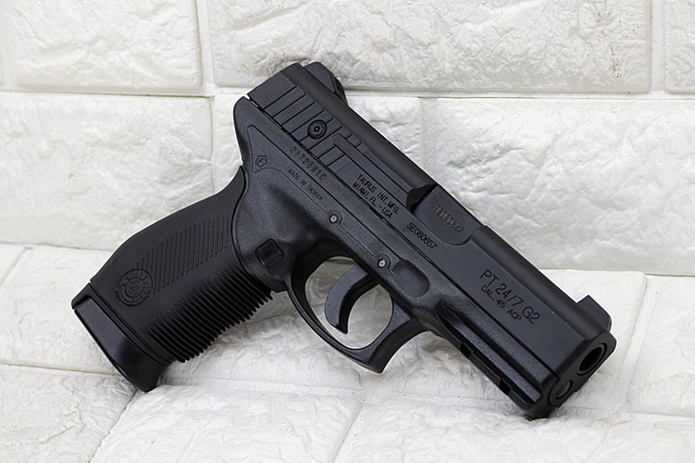 KWC Taurus PT24/7 Brazilian Taurus Compact CCW Pistol NBB CO2 Airsoft - Gambar 3