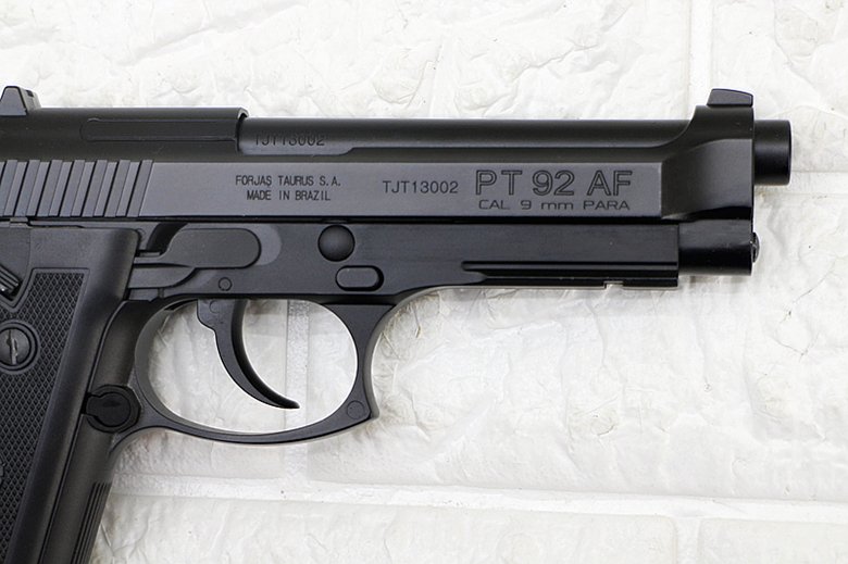 KWC Taurus PT92 Pistol GBB CO2 Airsoft - Gambar 5