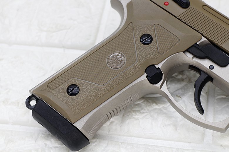 UMAREX SRC Beretta M9A3 Pistol GBB Airsoft - Gambar 7
