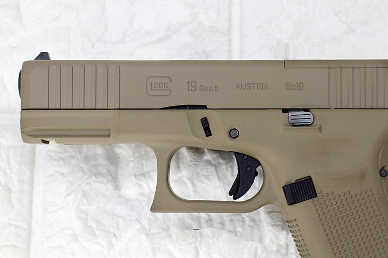 UMAREX SRC Glock 19 G19 GEN5 MOS CCW Pistol GBB Airsoft - Gambar 6