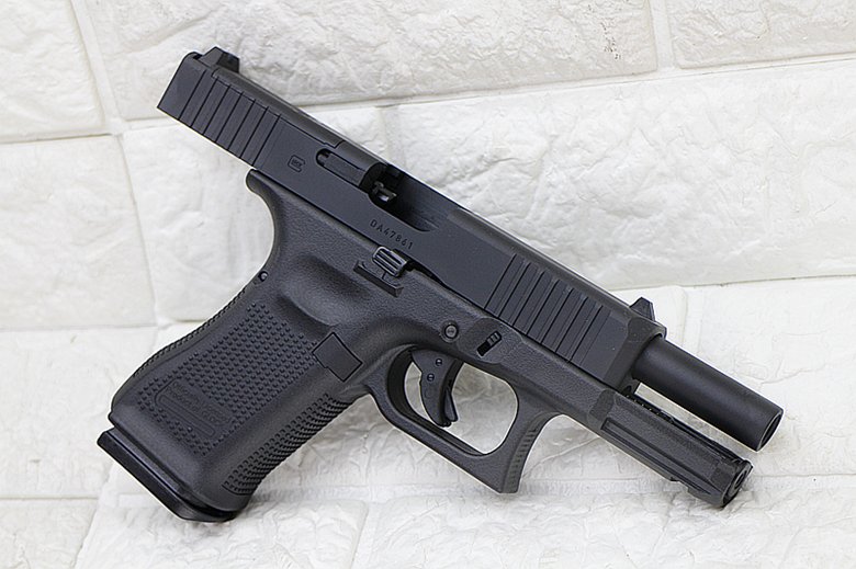 UMAREX SRC Glock 19 G19 Gen5 MOS Engraved Version Pistol GBB Airsoft - Gambar 4