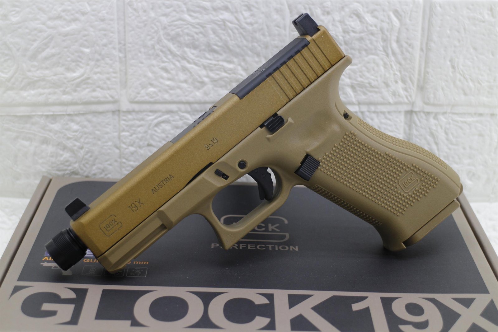 UMAREX SRC Glock 19X GEN5 MOS GBB Airsoft Engraved Version dengan Steel Slide
