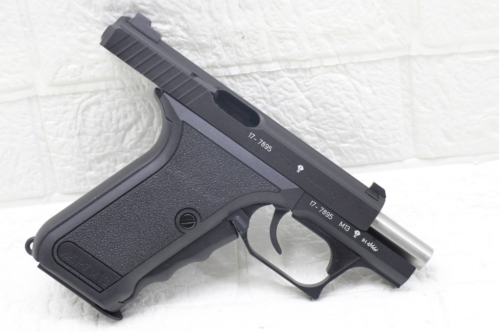 Umarex VFC H&K P7M13 Compact CCW Pistol GBB Airsoft - Gambar 5