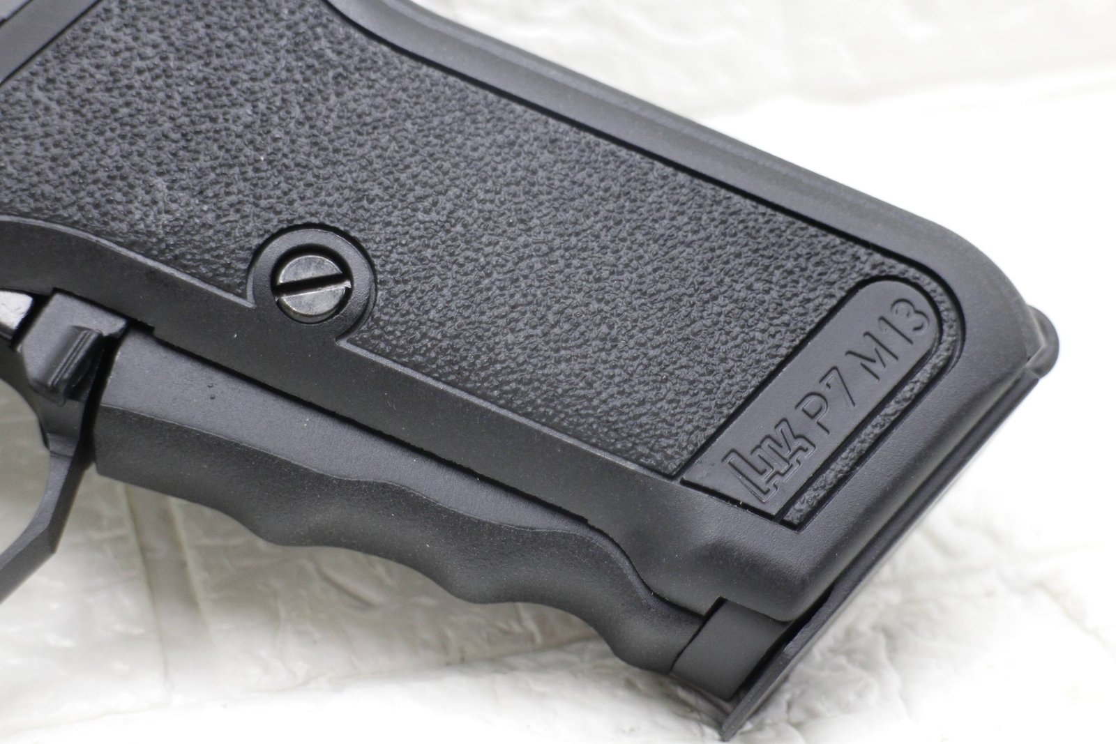 Umarex VFC H&K P7M13 Compact CCW Pistol GBB Airsoft - Gambar 7
