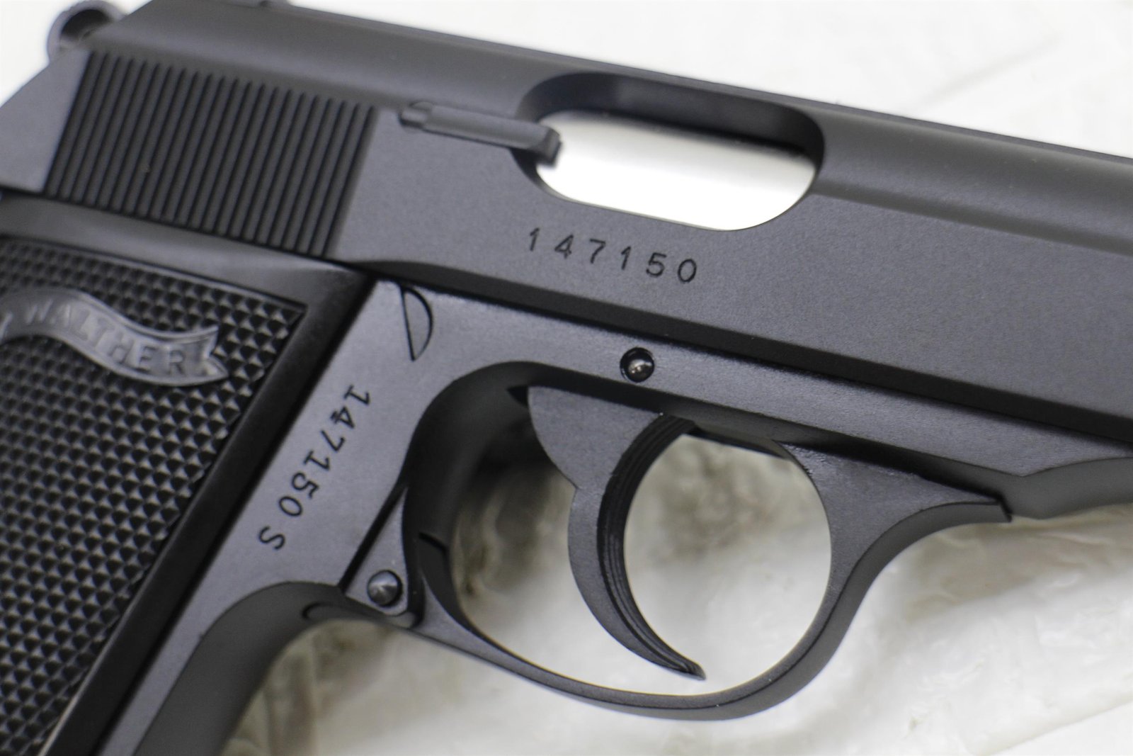 UMAREX VFC Walther PPK/S Pocket Pistol GBB Airsoft - Gambar 6